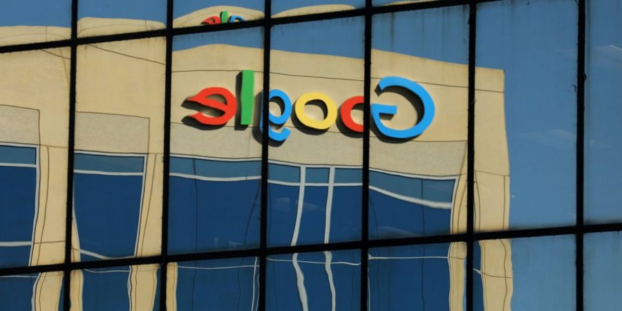 Pese al acuerdo entre Macron y Trump, España mantiene la tasa Google